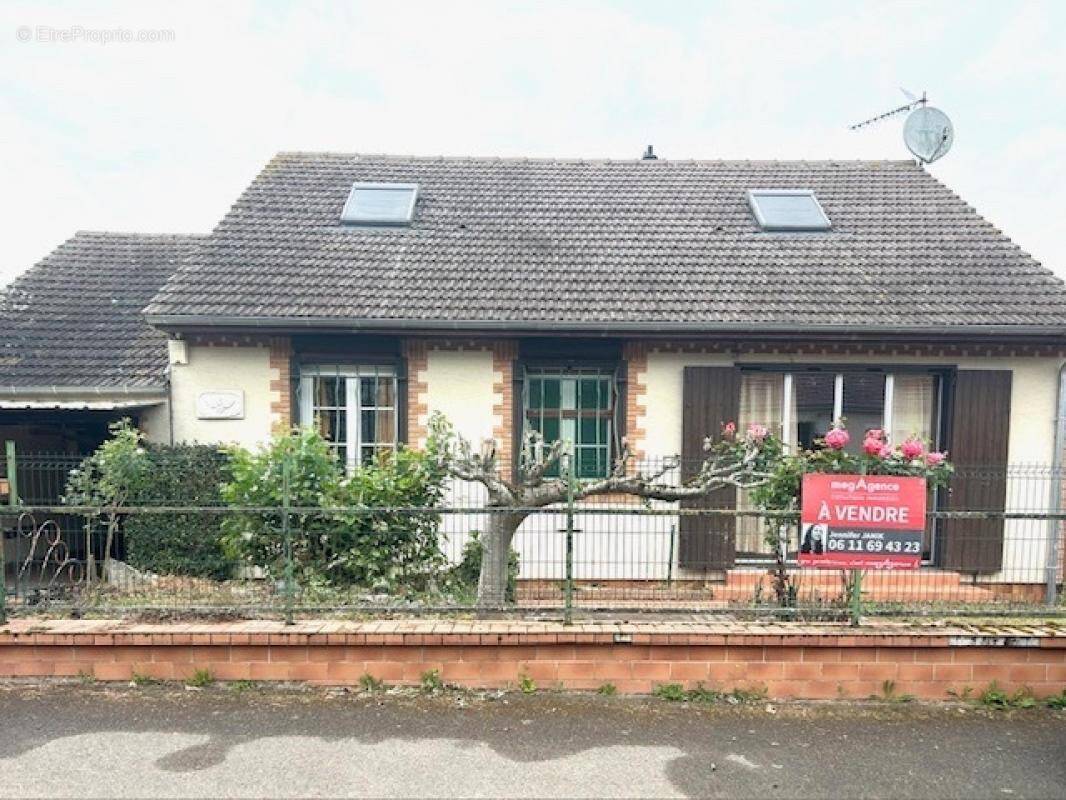 Maison à COMPIEGNE