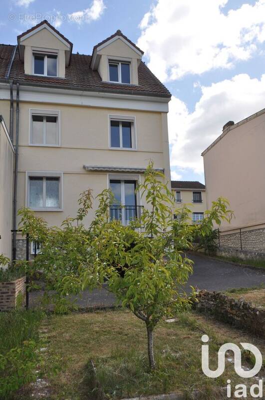 Photo 1 - Maison à EPERNAY