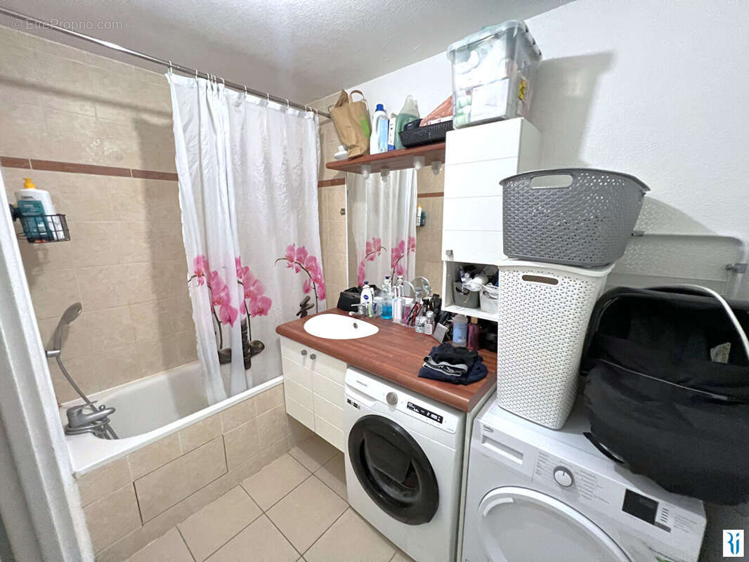 Appartement à DARNETAL
