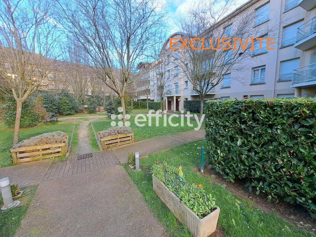 Appartement à JOUY-LE-MOUTIER