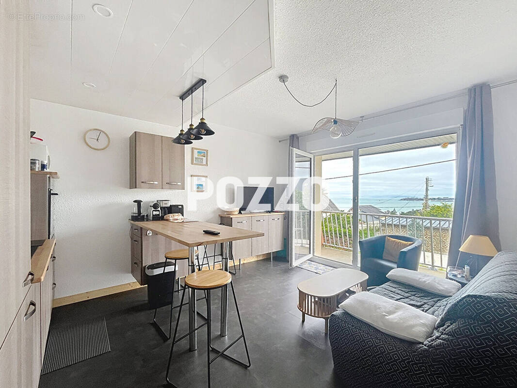 Appartement à SAINT-PAIR-SUR-MER
