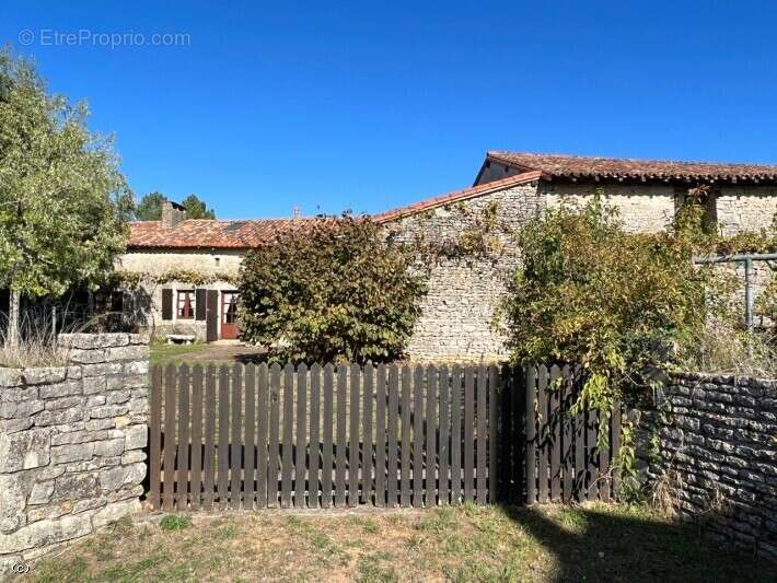 Maison à CIVRAY
