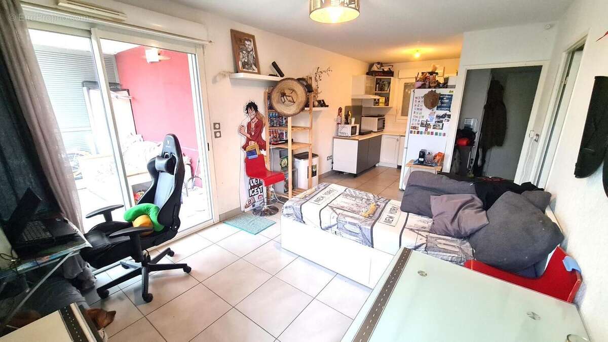 Appartement à MAUGUIO