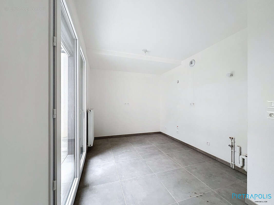 Appartement à JONAGE