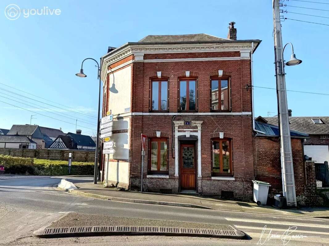 Maison à NEUFCHATEL-EN-BRAY
