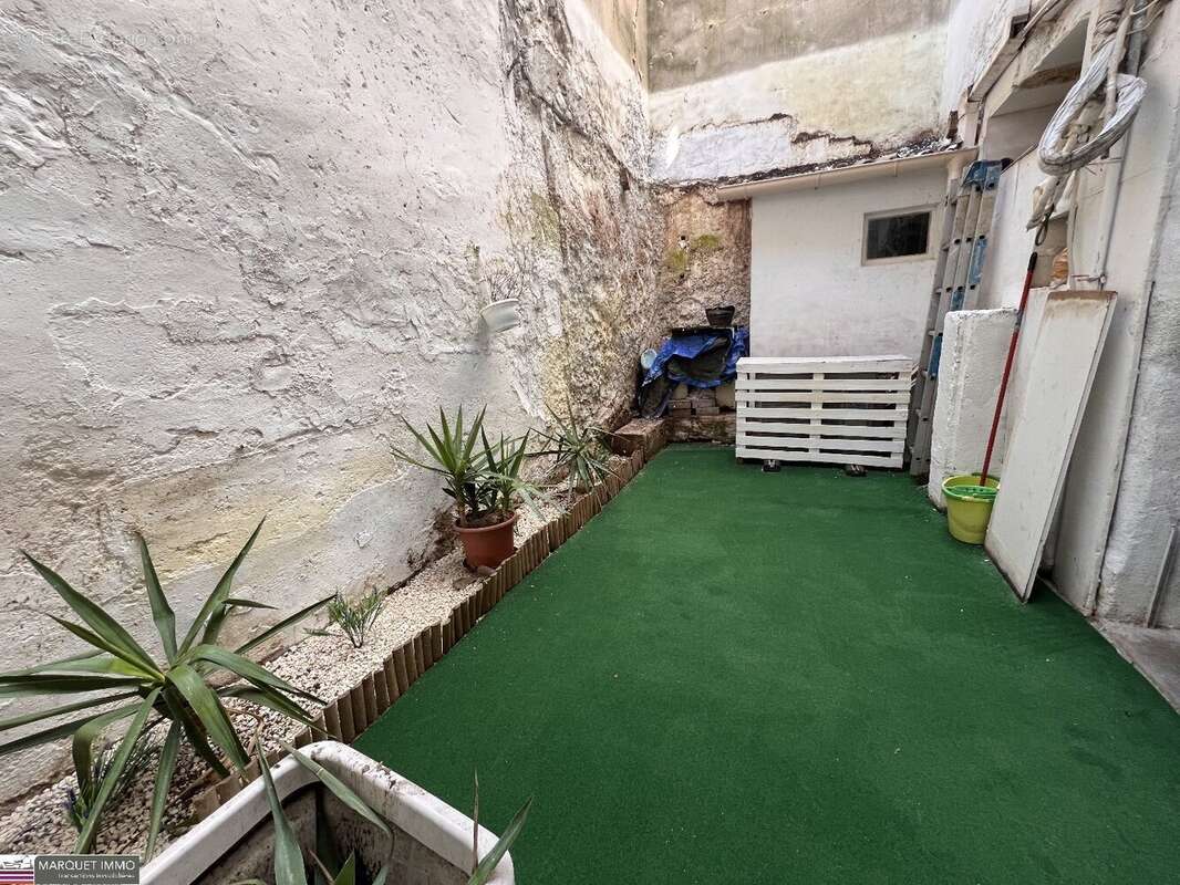 Maison à VILLENEUVE-LES-BEZIERS