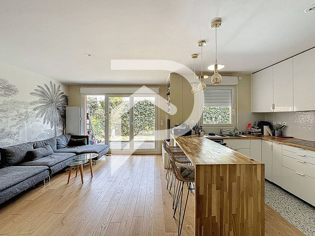 Appartement à RUEIL-MALMAISON