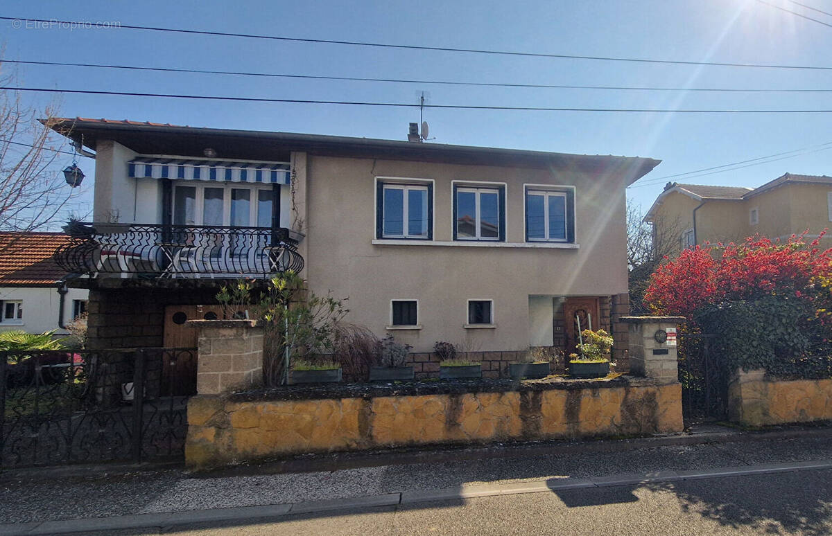 Maison à TASSIN-LA-DEMI-LUNE