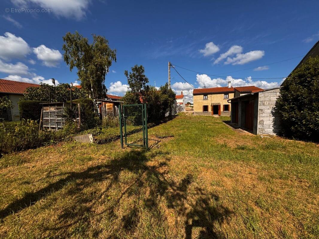 Maison à MARSAT