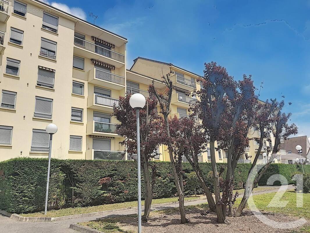 Appartement à SENS