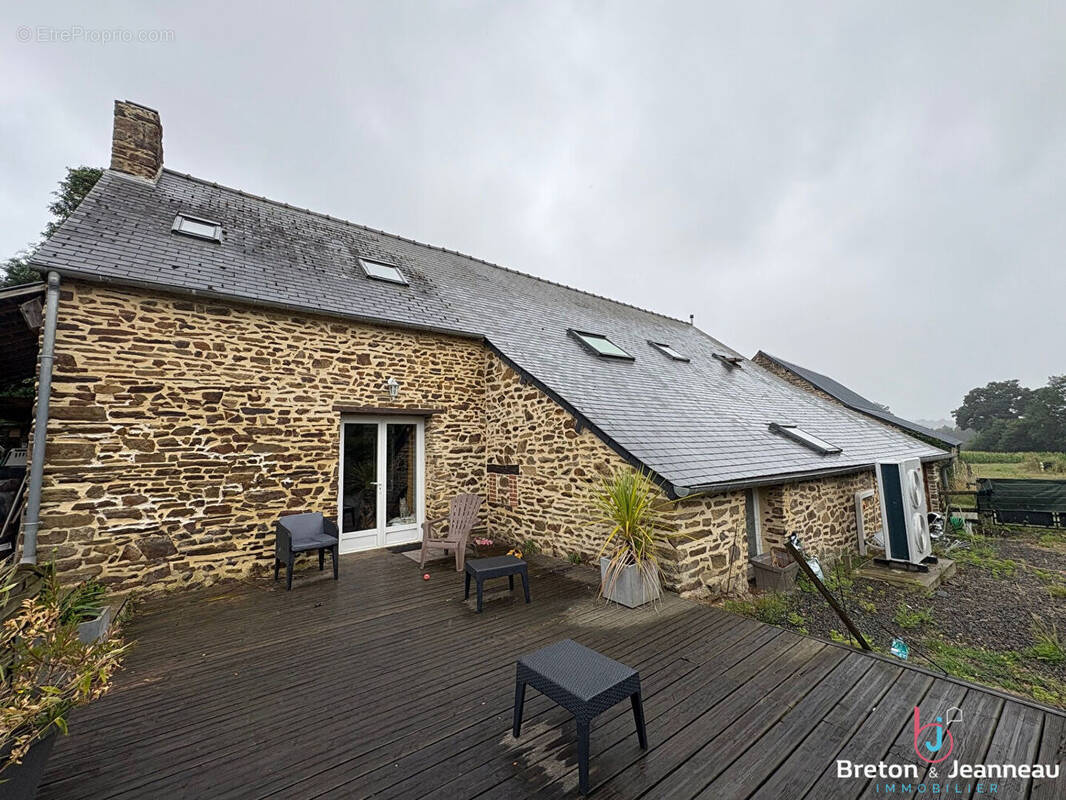Maison à LANDIVY