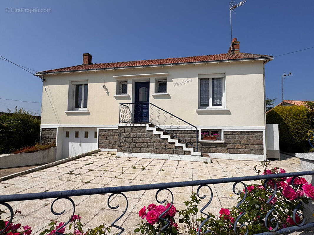Maison à AIZENAY