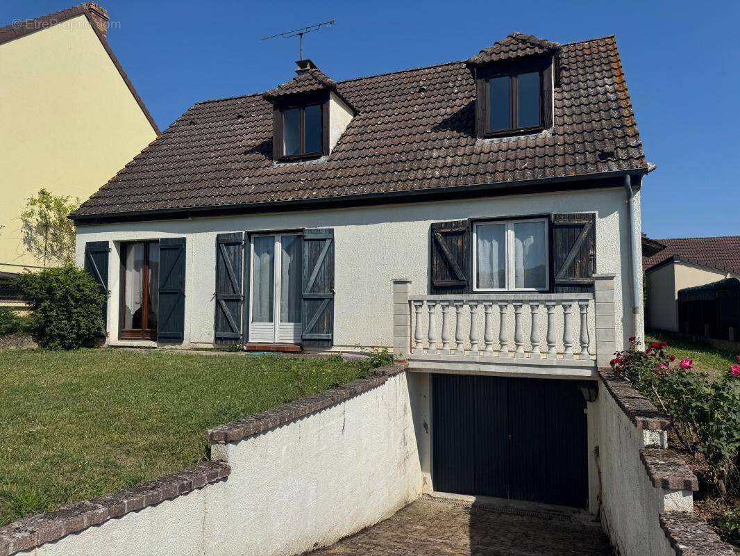 Maison à SAINT-JUST-EN-CHAUSSEE