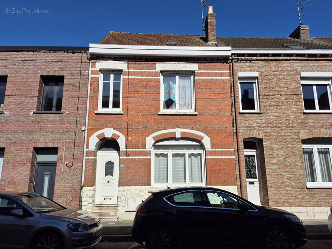 Maison à HAZEBROUCK