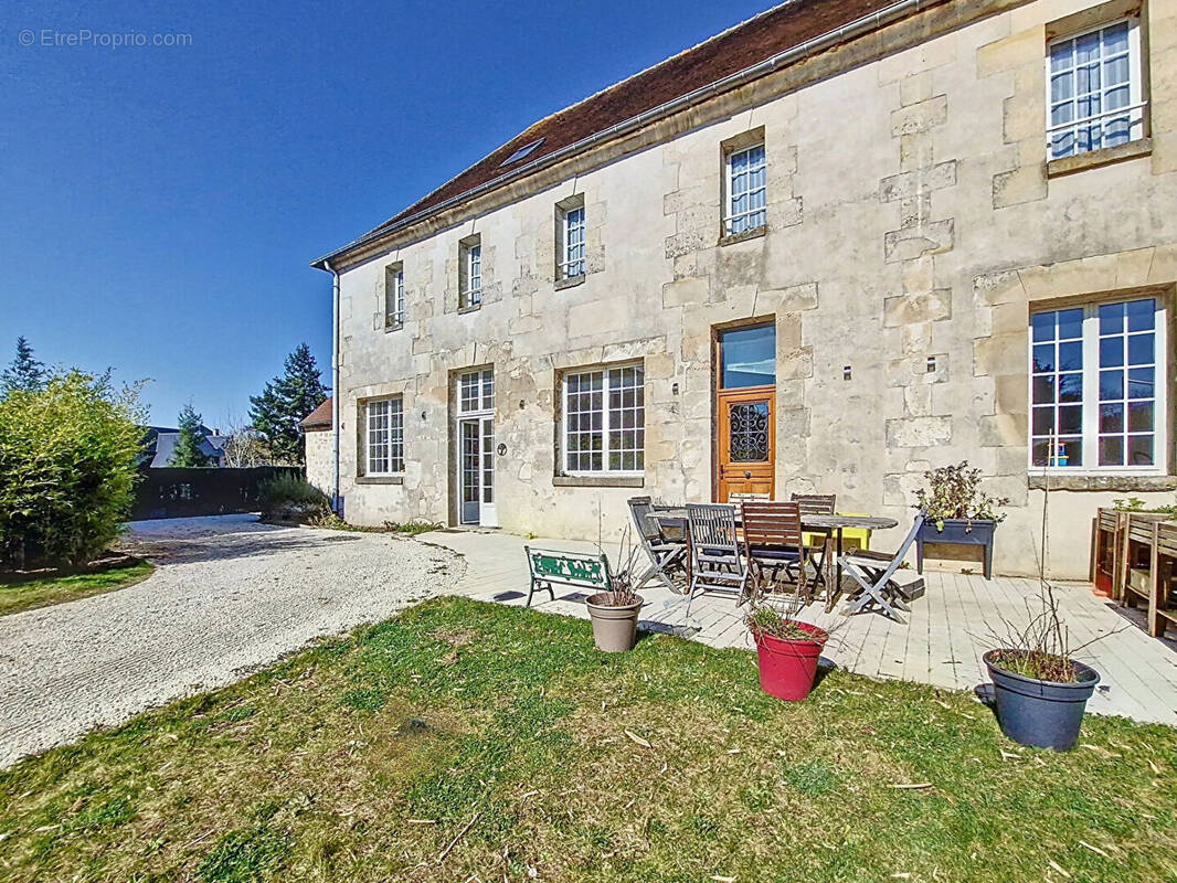 Maison à CHARS