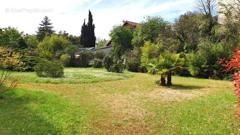 Appartement à SAINT-MAUR-DES-FOSSES