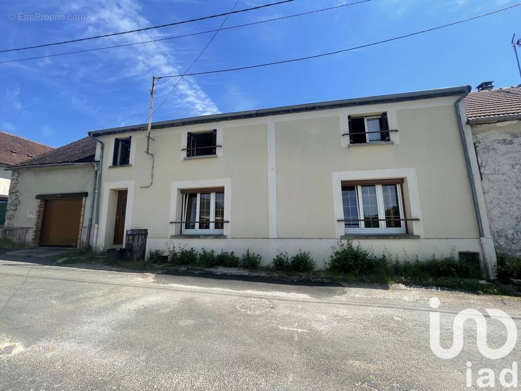 Photo 1 - Maison à LA FERTE-GAUCHER