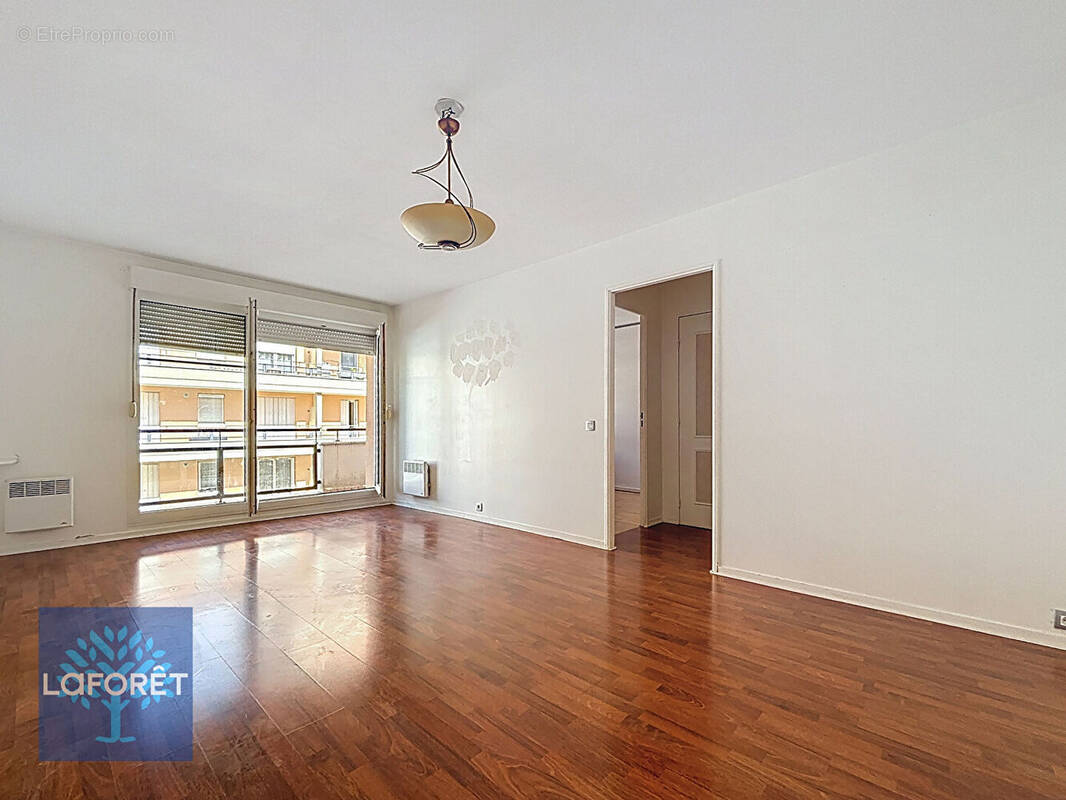 Appartement à BONNEUIL-SUR-MARNE