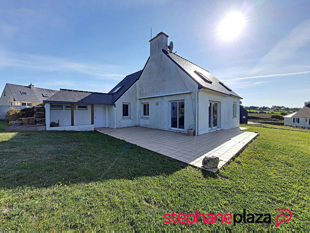 Maison à PLOZEVET