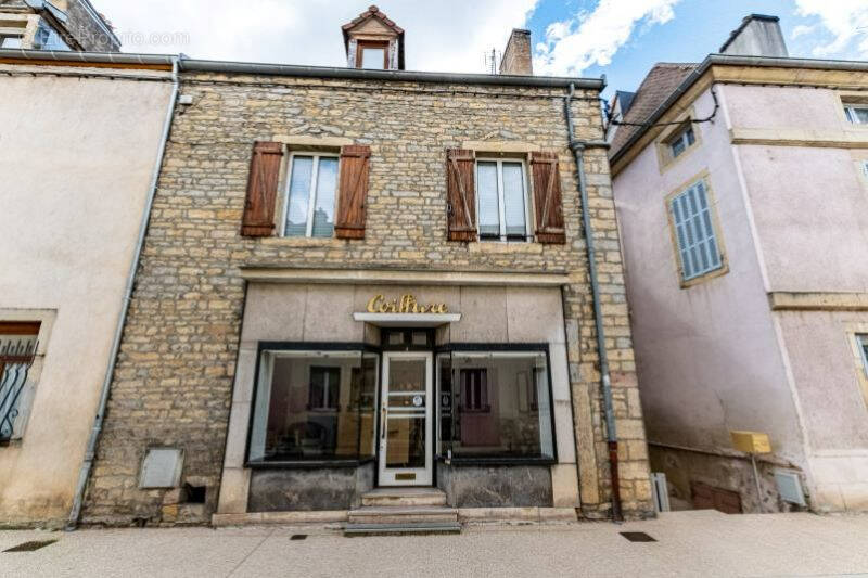 Maison à PLOMBIERES-LES-DIJON
