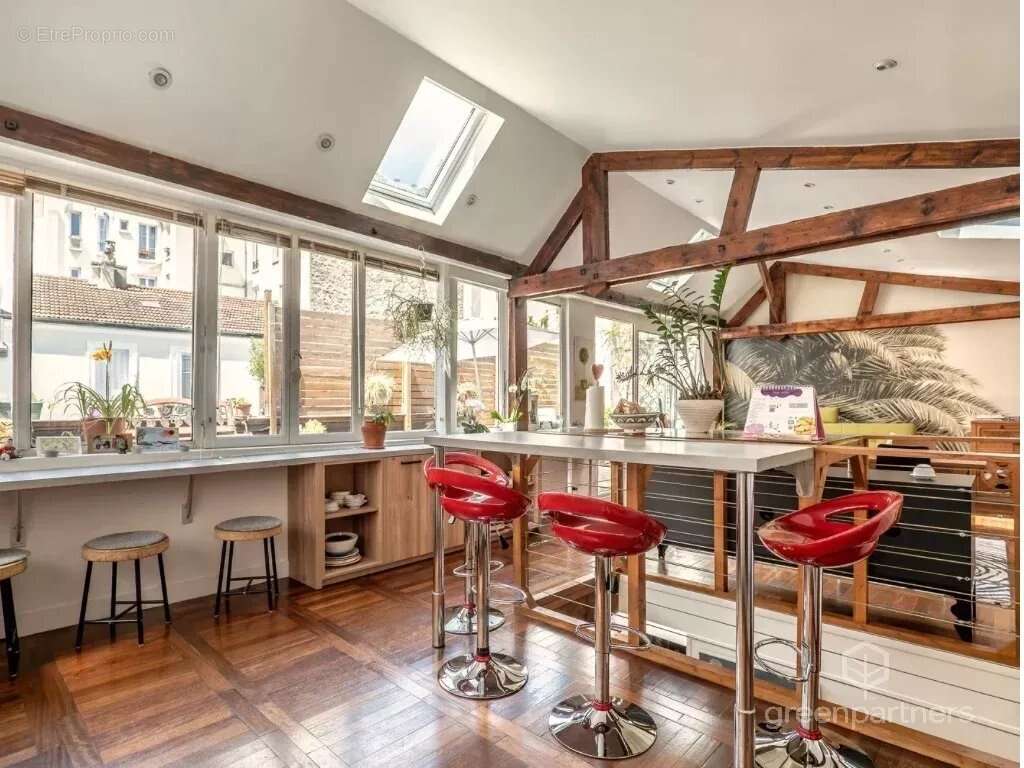 Maison à PARIS-14E