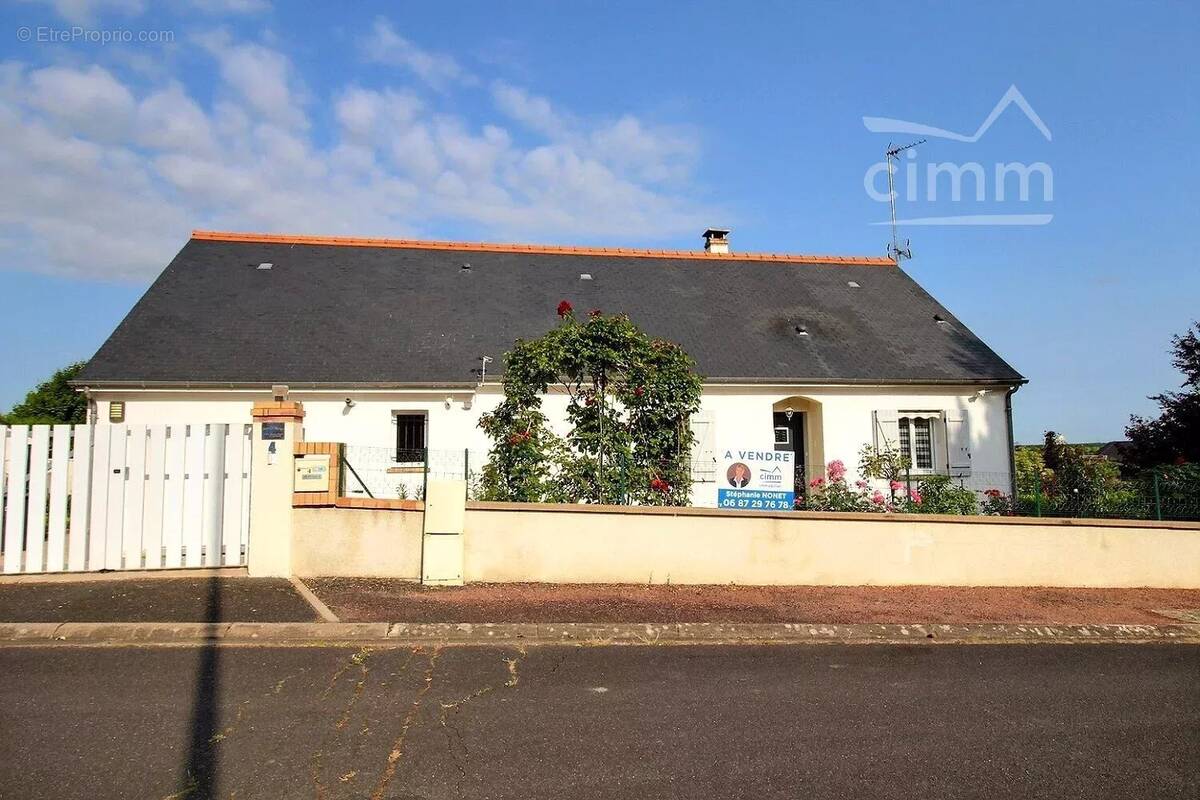 Maison à MONTS