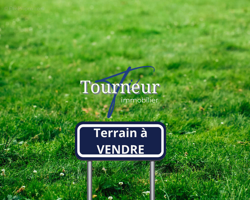 Terrain à SIX-FOURS-LES-PLAGES