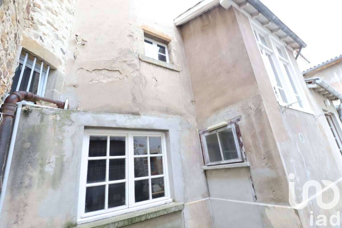 Photo 3 - Maison à VIC-LE-COMTE