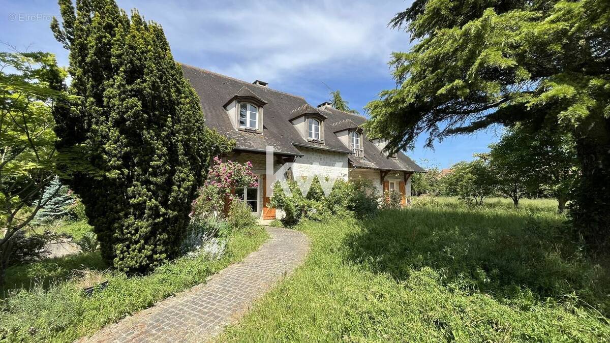Maison à BALLANCOURT-SUR-ESSONNE