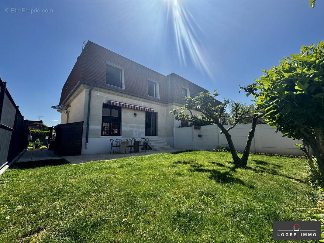 Maison à NEUILLY-PLAISANCE