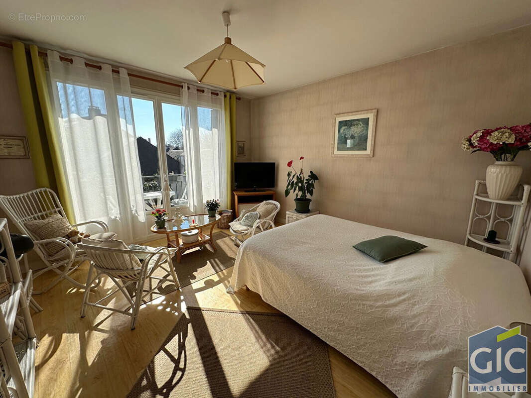 Appartement à MONDEVILLE