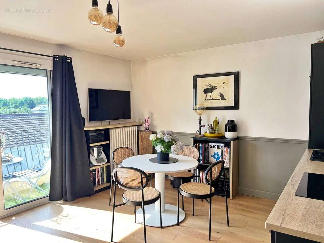 Appartement à SAINT-MAUR-DES-FOSSES