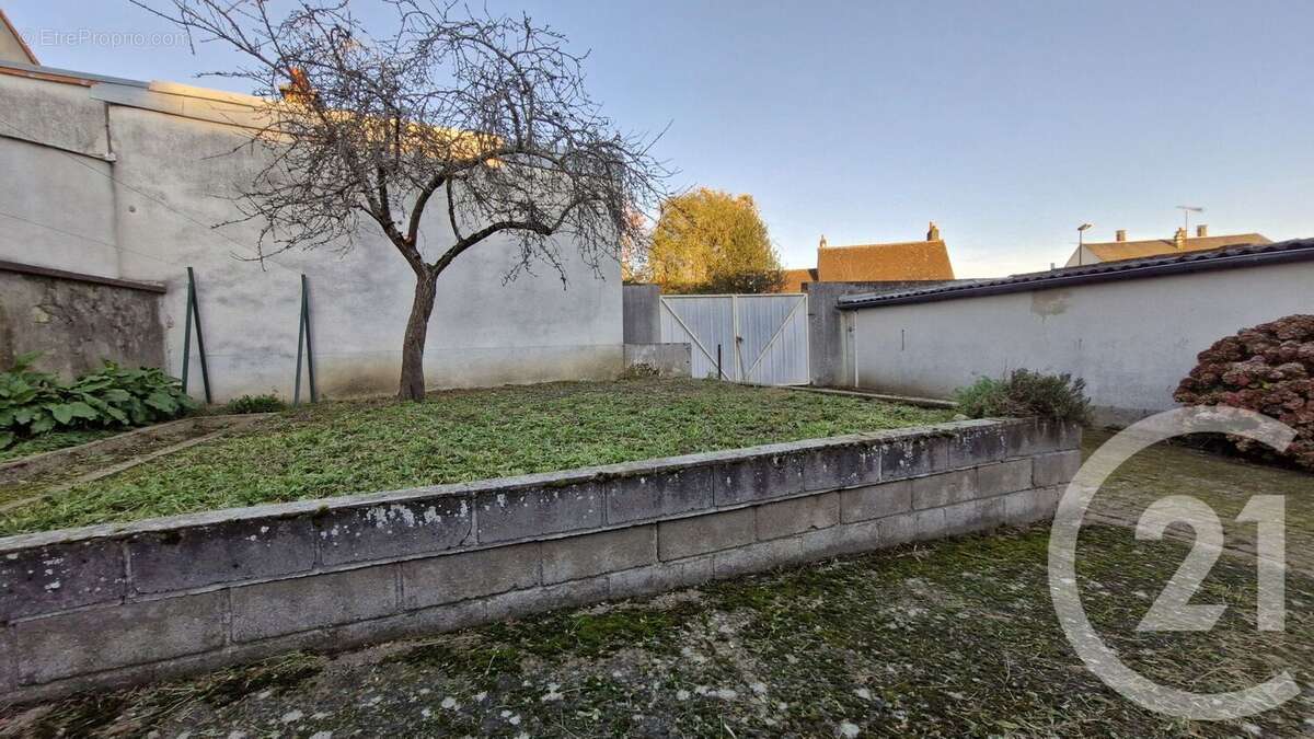 Maison à CHATEAUDUN