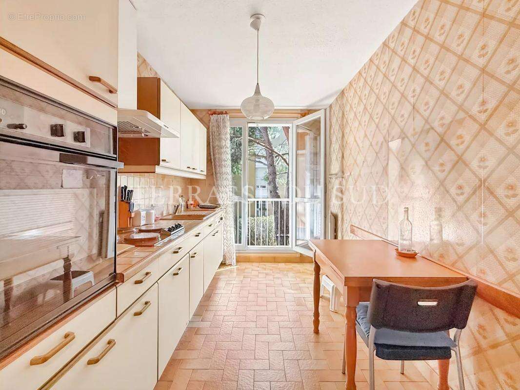 Appartement à MARSEILLE-13E