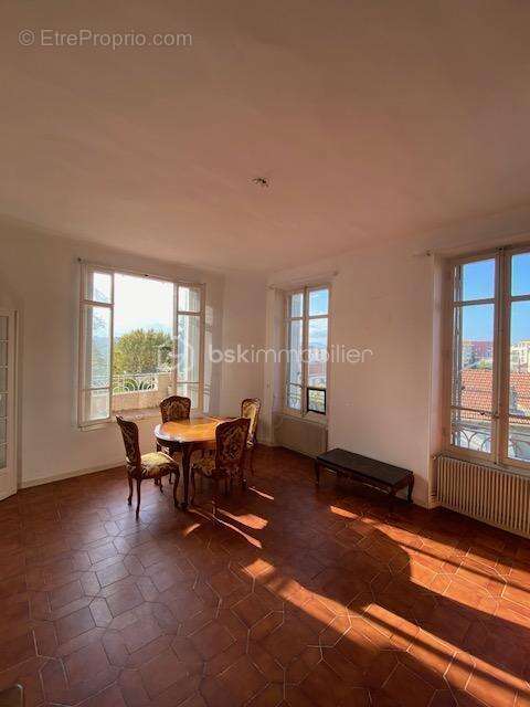 Appartement à MARSEILLE-13E