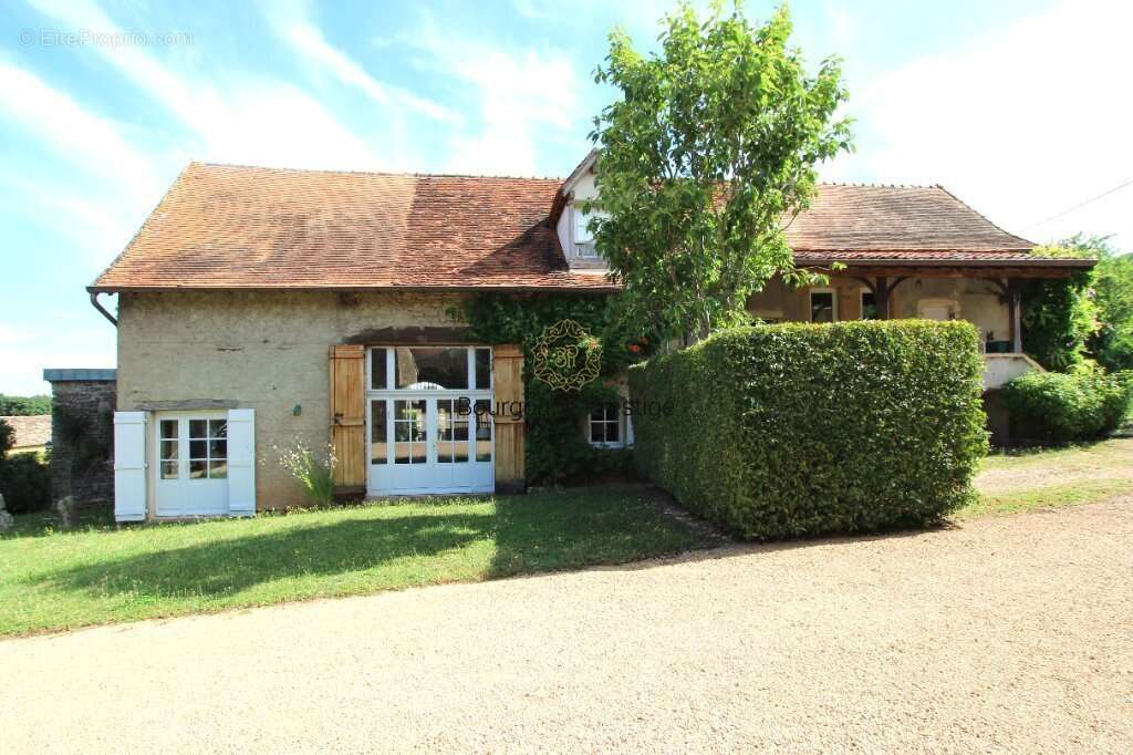 Maison à TOURNUS