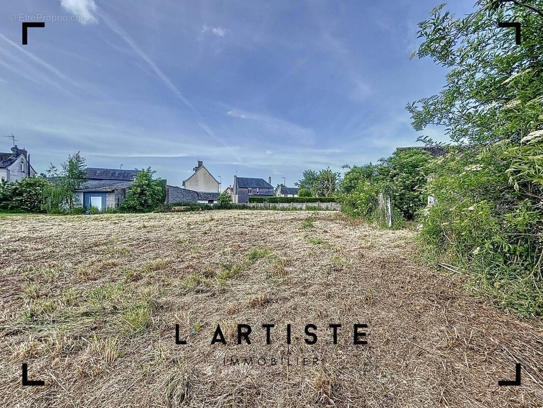 Terrain à LA LONDE