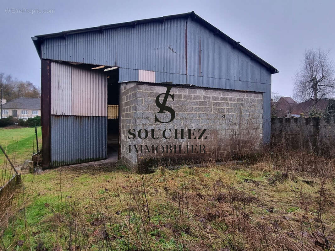 Commerce à SOUCHEZ