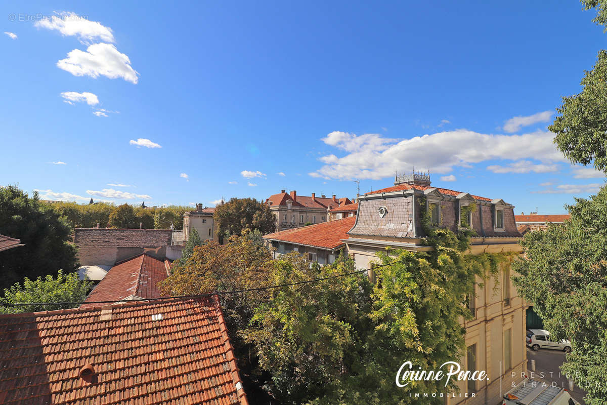 Appartement à NIMES