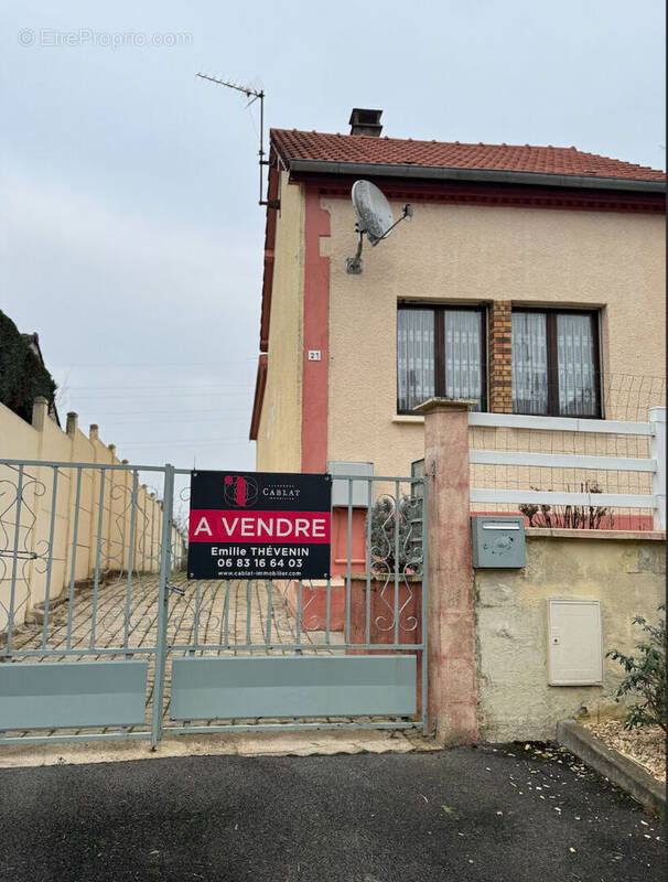 Maison à VILLERS-SEMEUSE
