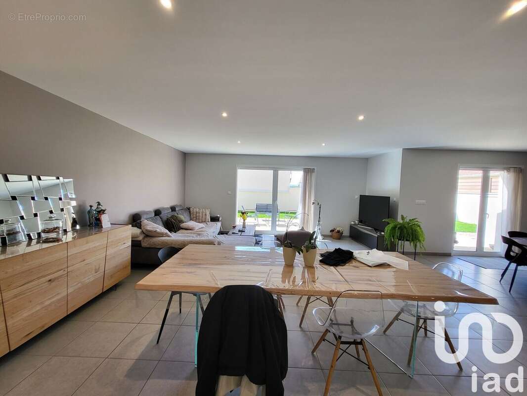 Photo 5 - Maison à CHATELLERAULT