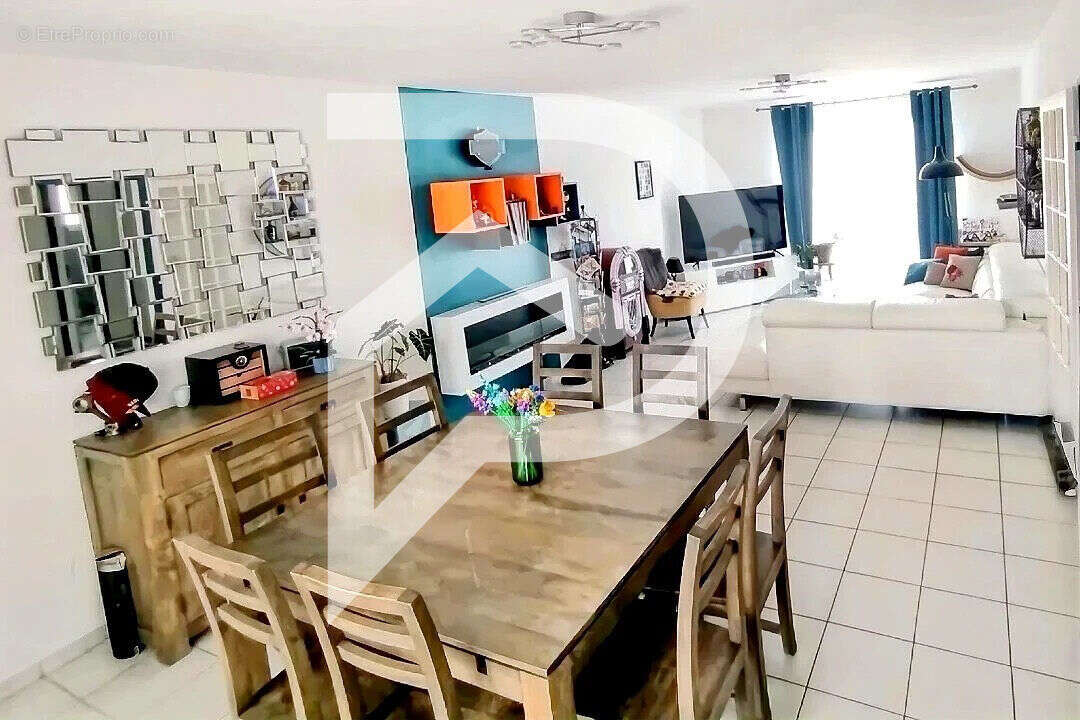 Maison à TAVEL