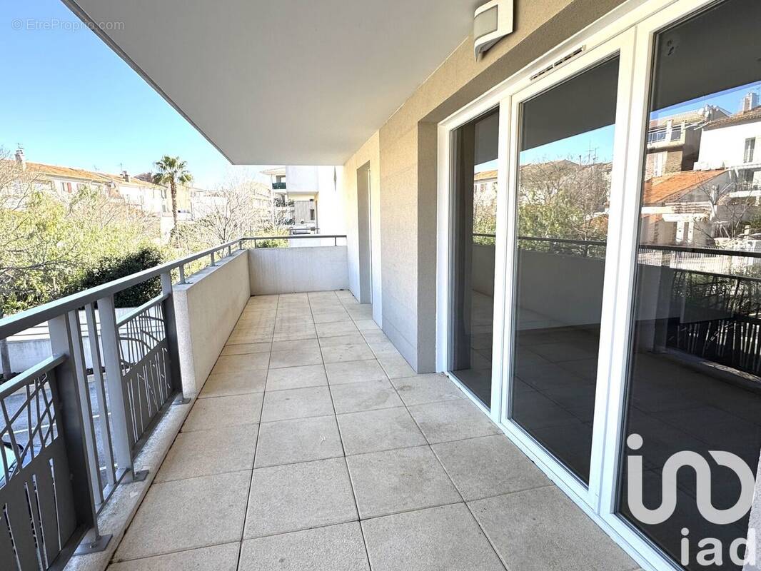 Photo 1 - Appartement à PUGET-SUR-ARGENS