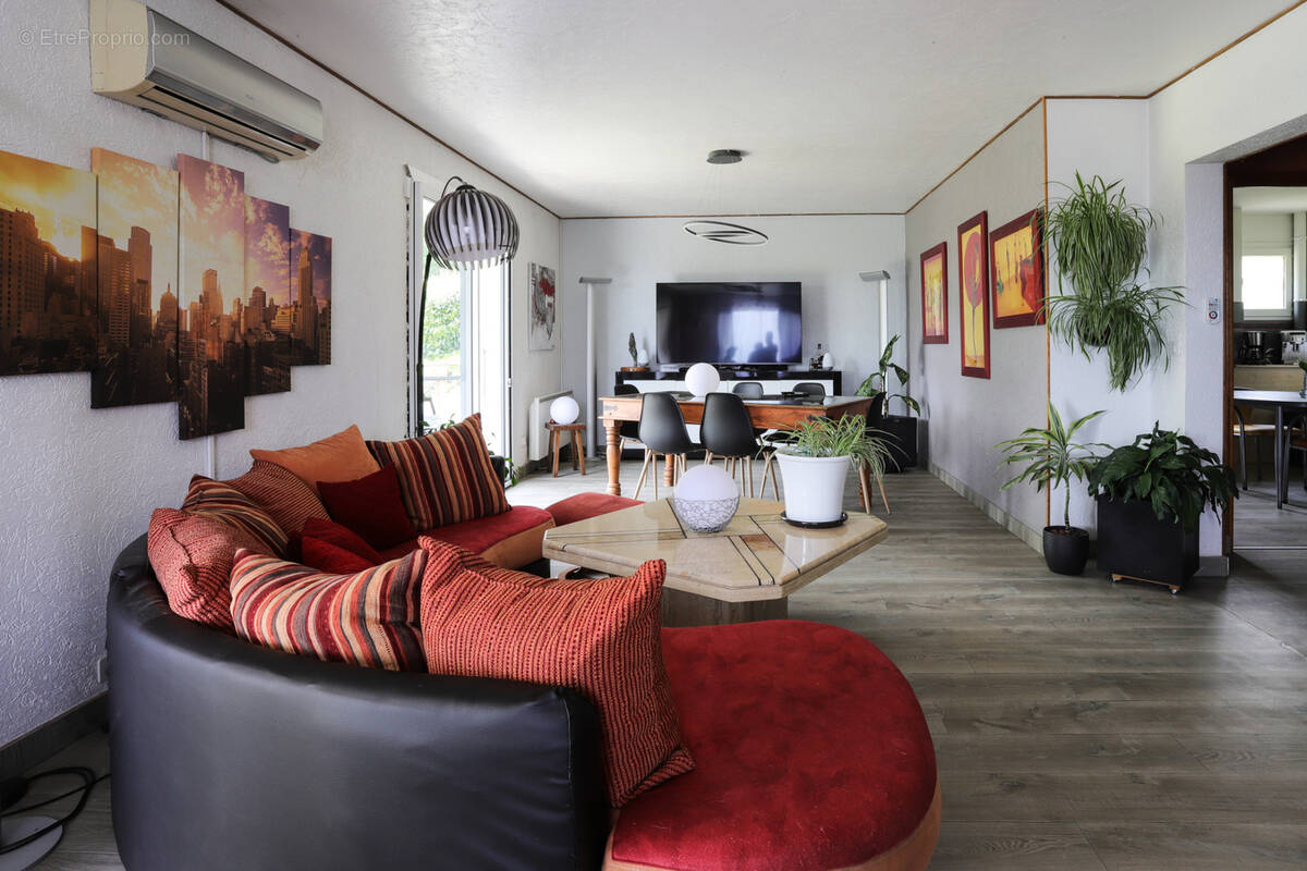 Appartement à LA MOTTE-SERVOLEX