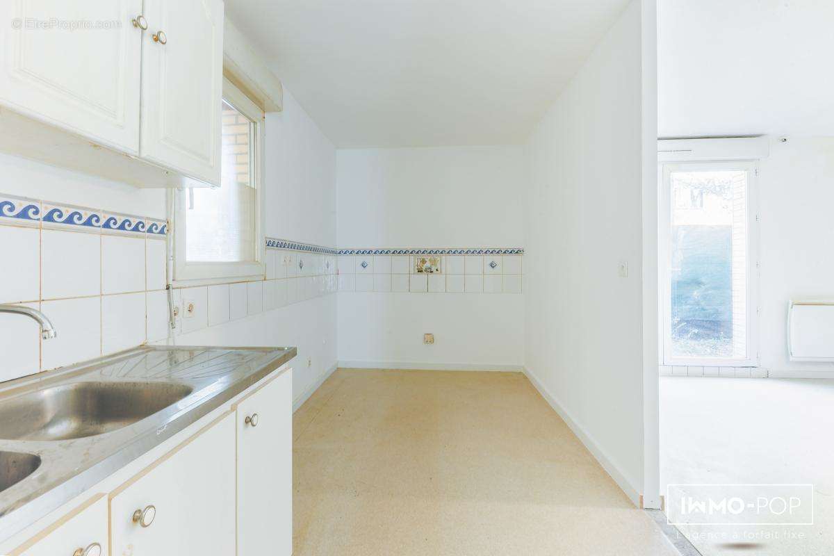 Appartement à VILLETANEUSE