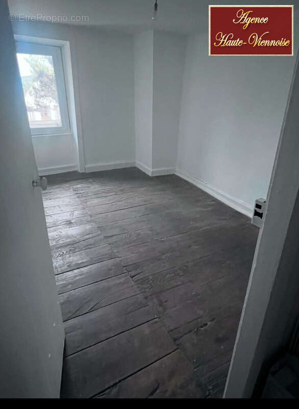 Appartement à CHATEAUNEUF-LA-FORET