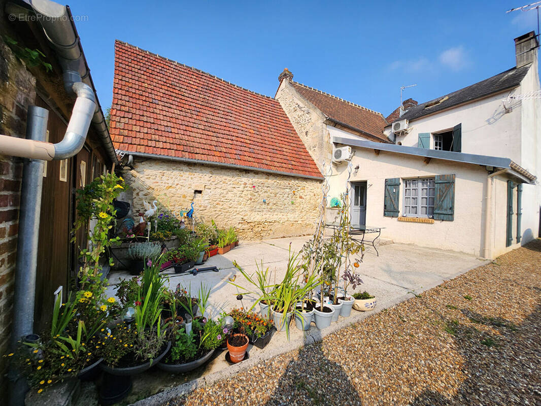 Maison à ANDEVILLE