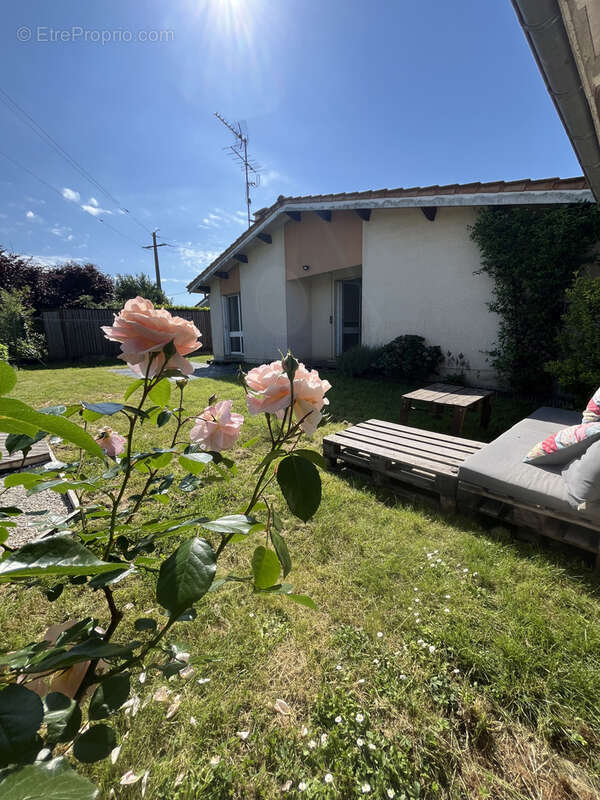 Maison à CASTETS-EN-DORTHE