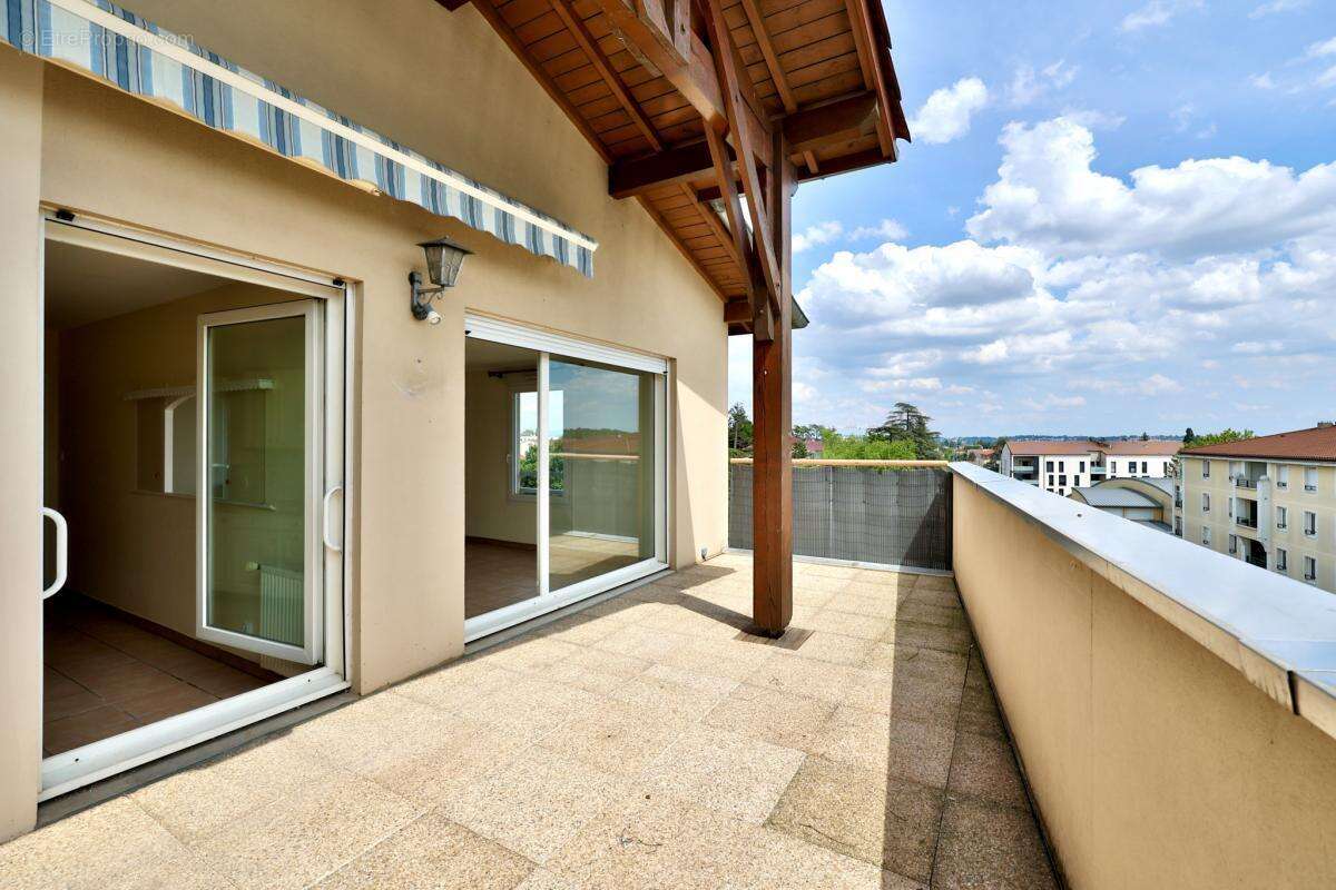 Appartement à CRAPONNE