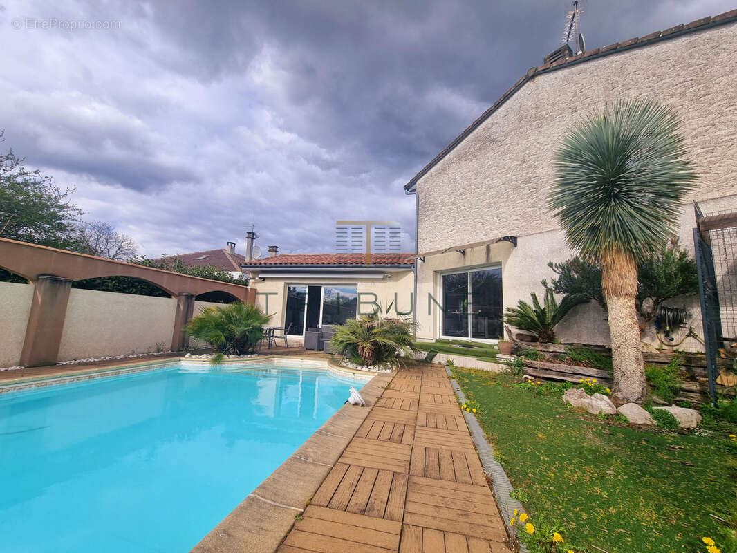Maison à LE PASSAGE